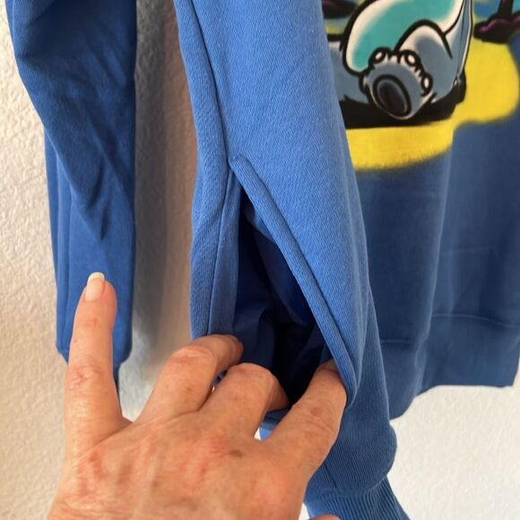 Disney Blue Stitch Graphic Long Sleeve Hoodie ~ Size Medium - Picture 4 of 6